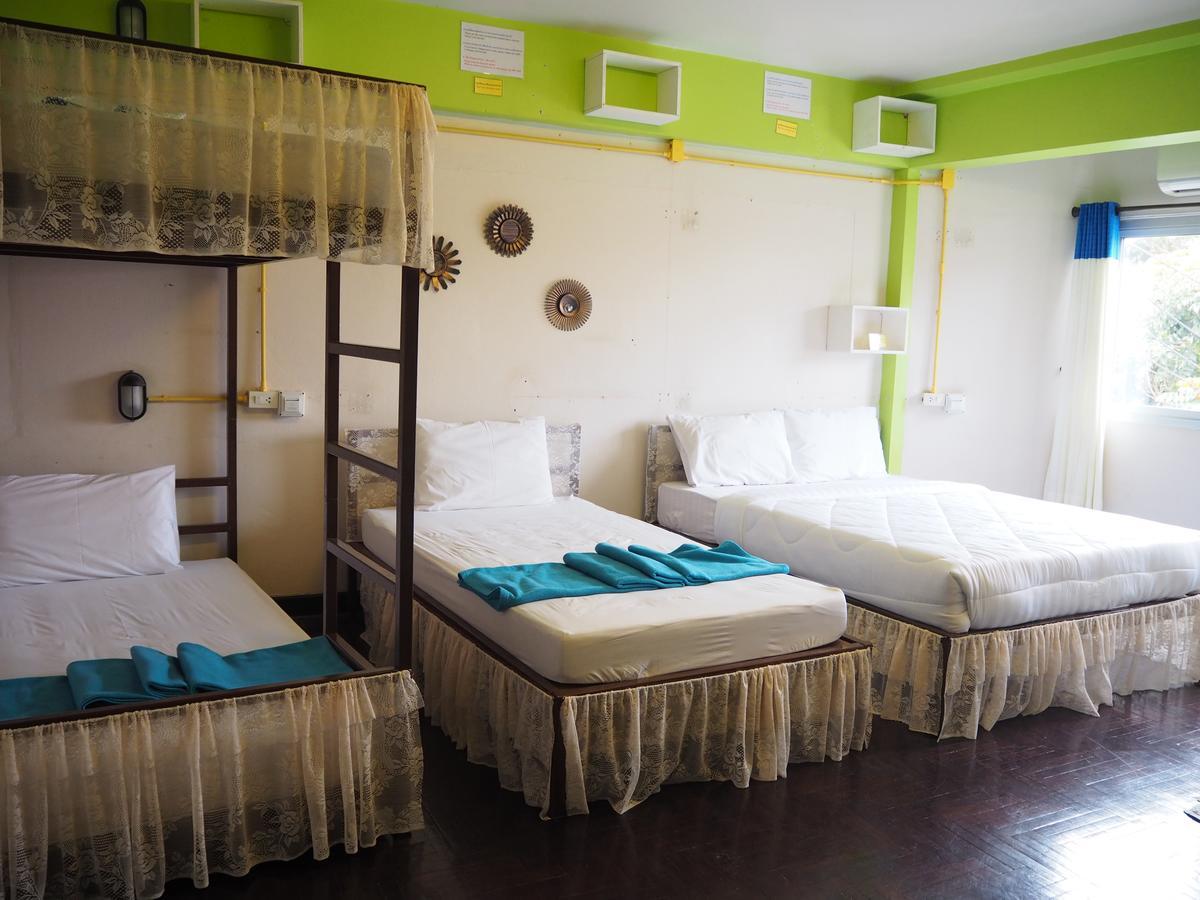 Fun-D Hostel Chiang Rai Exteriör bild