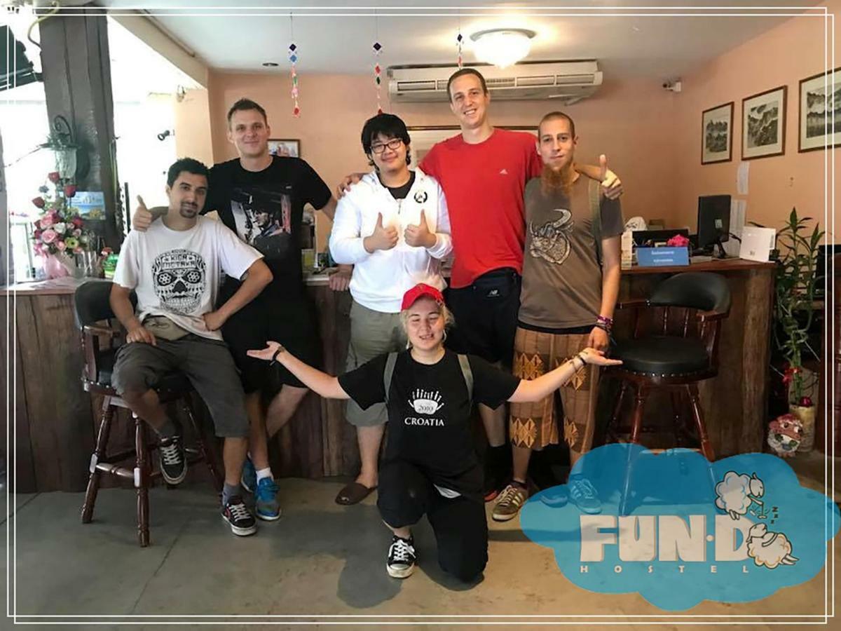Fun-D Hostel Chiang Rai Exteriör bild
