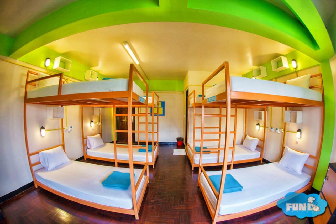 Fun-D Hostel Chiang Rai Exteriör bild